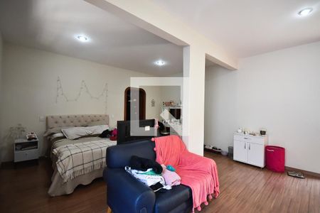 Casa para alugar com 750m², 4 quartos e 5 vagas Casa para alugar com 750m², 4 quartos e 5 vagasSuíte 3