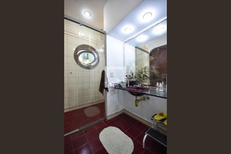 Casa para alugar com 750m², 4 quartos e 5 vagas Casa para alugar com 750m², 4 quartos e 5 vagasBanheiro suíte 2