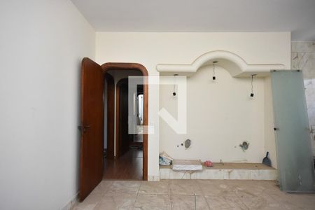 Casa para alugar com 750m², 4 quartos e 5 vagas Casa para alugar com 750m², 4 quartos e 5 vagasBanheiro suíte 1