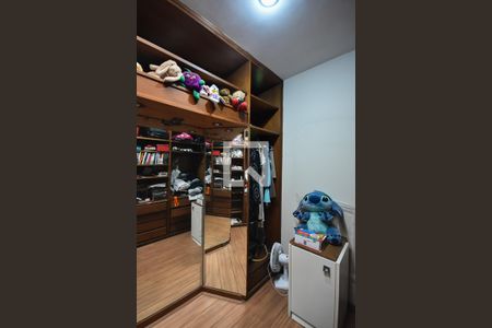 Casa para alugar com 750m², 4 quartos e 5 vagas Casa para alugar com 750m², 4 quartos e 5 vagasArmário da suíte 3