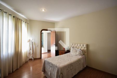 Casa para alugar com 750m², 4 quartos e 5 vagas Casa para alugar com 750m², 4 quartos e 5 vagasSuíte 2