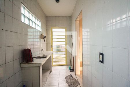 Casa à venda com 301m², 2 quartos e 4 vagasÁrea de Serviço 