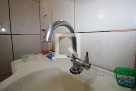 Casa à venda com 300m², 2 quartos e 2 vagasEdícula - Banheiro