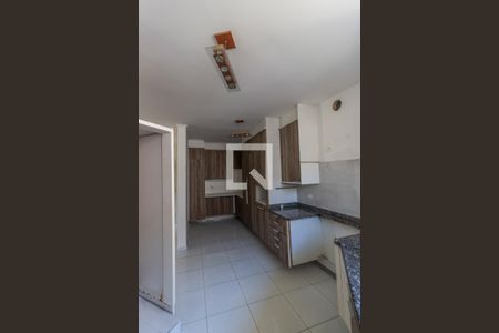 Apartamento à venda com 670m², 6 quartos e 6 vagas Apartamento à venda com 670m², 6 quartos e 6 vagasCozinha