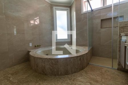 Apartamento à venda com 670m², 6 quartos e 6 vagas Apartamento à venda com 670m², 6 quartos e 6 vagasCloset da suíte