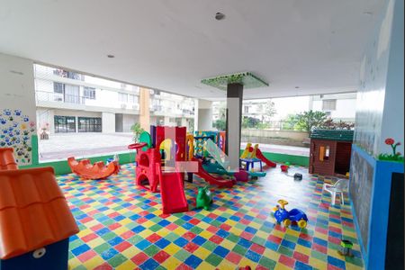 Apartamento à venda com 88m², 2 quartos e 1 vagaÁrea Comum - Playground