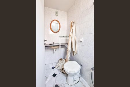 Apartamento à venda com 156m², 3 quartos e 2 vagasBanheiro da Suíte