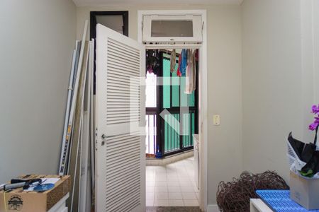 Apartamento à venda com 107m², 2 quartos e 1 vagaQuarto de Serviço