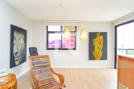 Sala de apartamento à venda com 2 quartos, 107m² em Barra da Tijuca, Rio de Janeiro