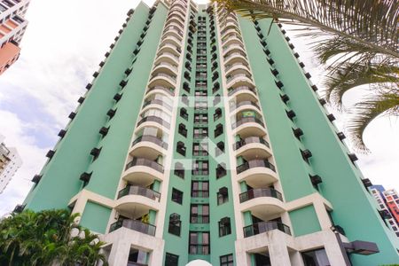 Apartamento à venda com 107m², 2 quartos e 1 vagaFachada