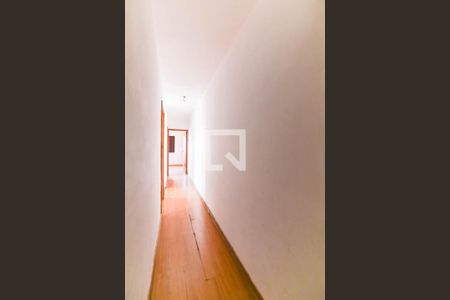 Corredor de casa à venda com 3 quartos, 145m² em Vila Constança, São Paulo