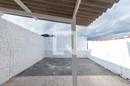 Casa para alugar com 50m², 2 quartos e sem vagaQuintal