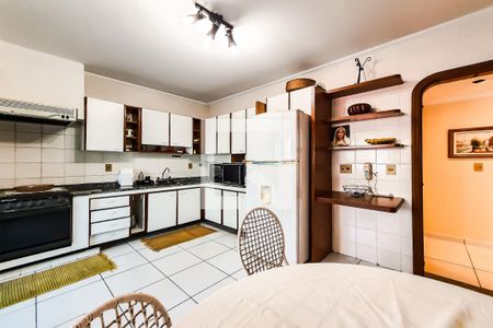 Apartamento para alugar com 179m², 4 quartos e 2 vagasCozinha - Armários