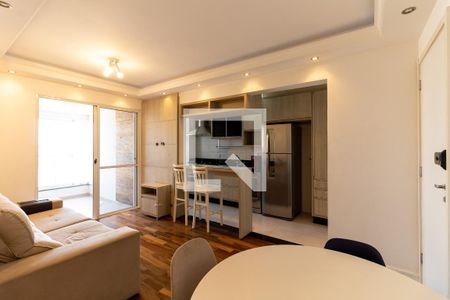 Sala  de apartamento para alugar com 2 quartos, 63m² em Vila Nair, São Paulo