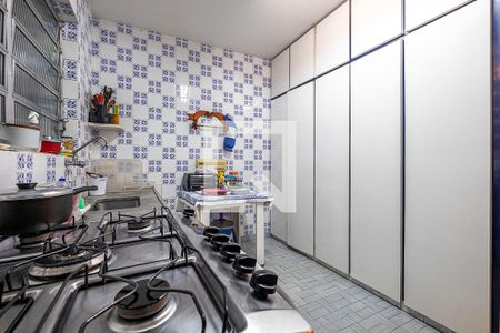Casa à venda com 280m², 3 quartos e 2 vagasCozinha