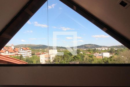 Casa à venda com 900m², 6 quartos e 5 vagas Casa à venda com 900m², 6 quartos e 5 vagasVista da Varanda