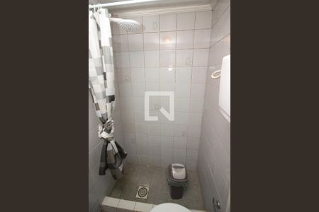 Casa à venda com 900m², 6 quartos e 5 vagas Casa à venda com 900m², 6 quartos e 5 vagasBanheiro de Serviço