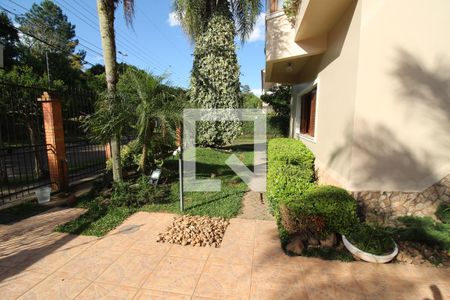 Casa à venda com 900m², 6 quartos e 5 vagas Casa à venda com 900m², 6 quartos e 5 vagasJardim