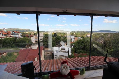 Casa à venda com 900m², 6 quartos e 5 vagas Casa à venda com 900m², 6 quartos e 5 vagasVista do Quarto 2 - Suíte