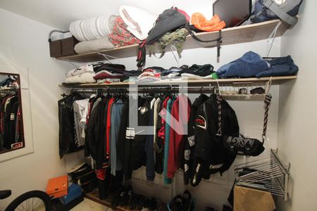 Casa à venda com 900m², 6 quartos e 5 vagas Casa à venda com 900m², 6 quartos e 5 vagasCloset do Quarto 5 - Suíte