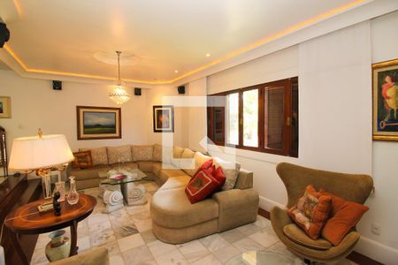 Casa à venda com 900m², 6 quartos e 5 vagas Casa à venda com 900m², 6 quartos e 5 vagasSala 2