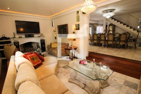 Casa à venda com 900m², 6 quartos e 5 vagas Casa à venda com 900m², 6 quartos e 5 vagasSala 2