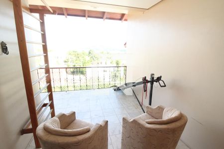 Casa à venda com 900m², 6 quartos e 5 vagas Casa à venda com 900m², 6 quartos e 5 vagasSacada da Suíte master