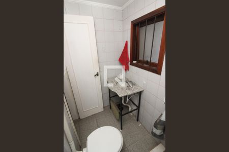 Casa à venda com 900m², 6 quartos e 5 vagas Casa à venda com 900m², 6 quartos e 5 vagasBanheiro de Serviço