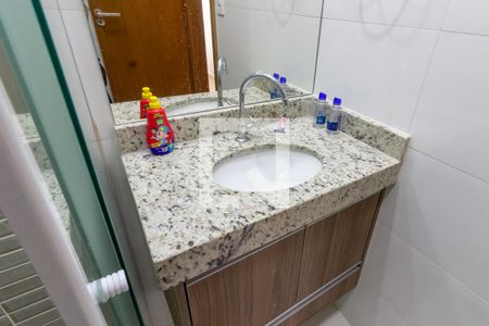 Apartamento para alugar com 87m², 2 quartos e 2 vagasDetalhe do banheiro da suíte 2