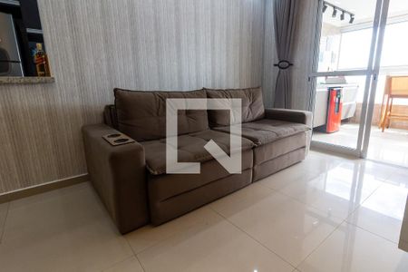 Detalhe da sala de apartamento para alugar com 2 quartos, 87m² em Aviação, Praia Grande