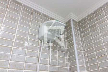 Apartamento para alugar com 87m², 2 quartos e 2 vagasDetalhe do banheiro da suíte 2