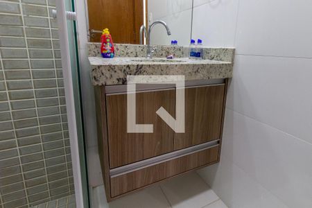 Apartamento para alugar com 87m², 2 quartos e 2 vagasDetalhe do banheiro da suíte 2