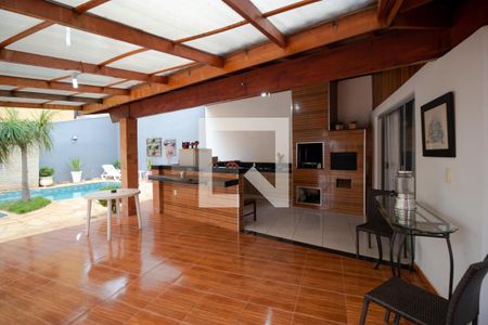 Casa à venda com 350m², 5 quartos e 8 vagasChurrasqueira