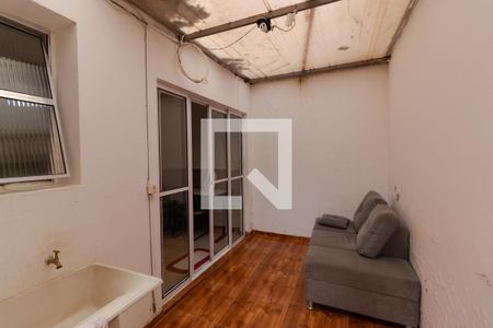 Casa à venda com 350m², 5 quartos e 8 vagasÁrea de Serviço da Casa 02