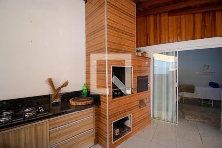 Casa à venda com 350m², 5 quartos e 8 vagasChurrasqueira