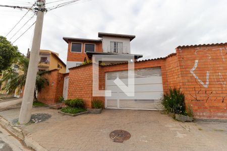 Casa à venda com 350m², 5 quartos e 8 vagasFachada