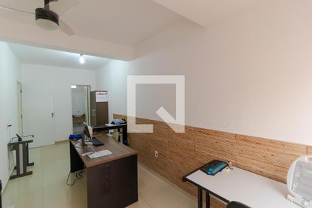 Casa à venda com 350m², 5 quartos e 8 vagasSuíte da Casa 02