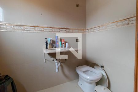 Casa à venda com 350m², 5 quartos e 8 vagasBanheiro da Suíte