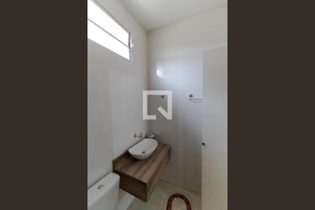 Casa à venda com 350m², 5 quartos e 8 vagasBanheiro da Suíte da Casa 02