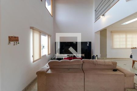 Sala de TV de casa à venda com 5 quartos, 350m² em Parque da Figueira, Campinas