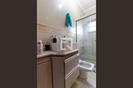 Casa à venda com 350m², 5 quartos e 8 vagasBanheiro 01