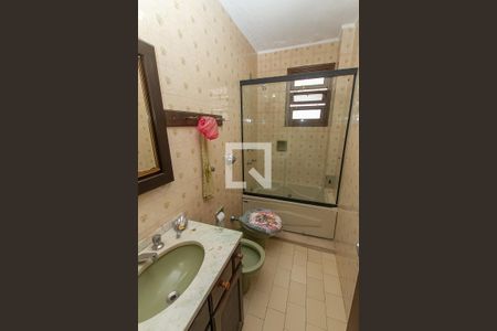 Apartamento à venda com 4502m², 5 quartos e 2 vagas Apartamento à venda com 4502m², 5 quartos e 2 vagasBanheiro da Suíte 2