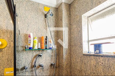 Apartamento à venda com 228m², 4 quartos e 1 vaga Apartamento à venda com 228m², 4 quartos e 1 vagaBanheiro Social