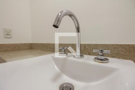 Apartamento para alugar com 64m², 2 quartos e 1 vaga Apartamento para alugar com 64m², 2 quartos e 1 vagaBanheiro Social