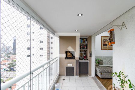 Apartamento à venda com 95m², 3 quartos e 2 vagas Apartamento à venda com 95m², 3 quartos e 2 vagasVaranda