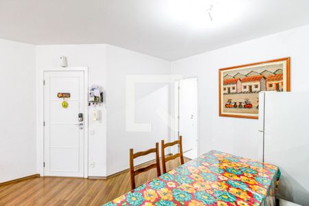 Apartamento à venda com 95m², 3 quartos e 2 vagas Apartamento à venda com 95m², 3 quartos e 2 vagasSala de jantar