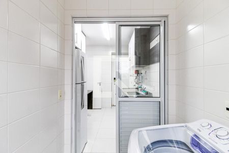 Apartamento à venda com 95m², 3 quartos e 2 vagas Apartamento à venda com 95m², 3 quartos e 2 vagasÁrea de Serviço