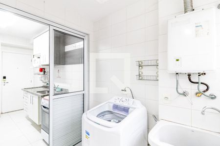 Apartamento à venda com 95m², 3 quartos e 2 vagas Apartamento à venda com 95m², 3 quartos e 2 vagasÁrea de Serviço