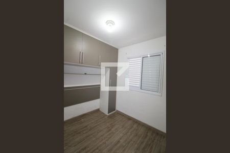 Quarto 2 de apartamento para alugar com 2 quartos, 45m² em Quinta da Paineira, São Paulo