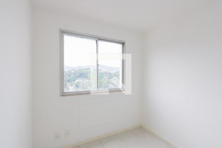 Quarto 1 de apartamento para alugar com 2 quartos, 50m² em Freguesia de Jacarepaguá, Rio de Janeiro